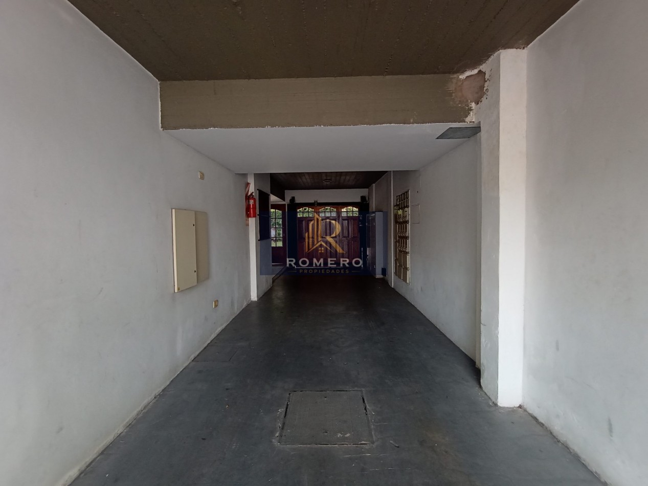 ALQUILER DEPARTAMENTO 3 AMBIENTES CON COCHERA CUBIERTA WILDE CENTRO