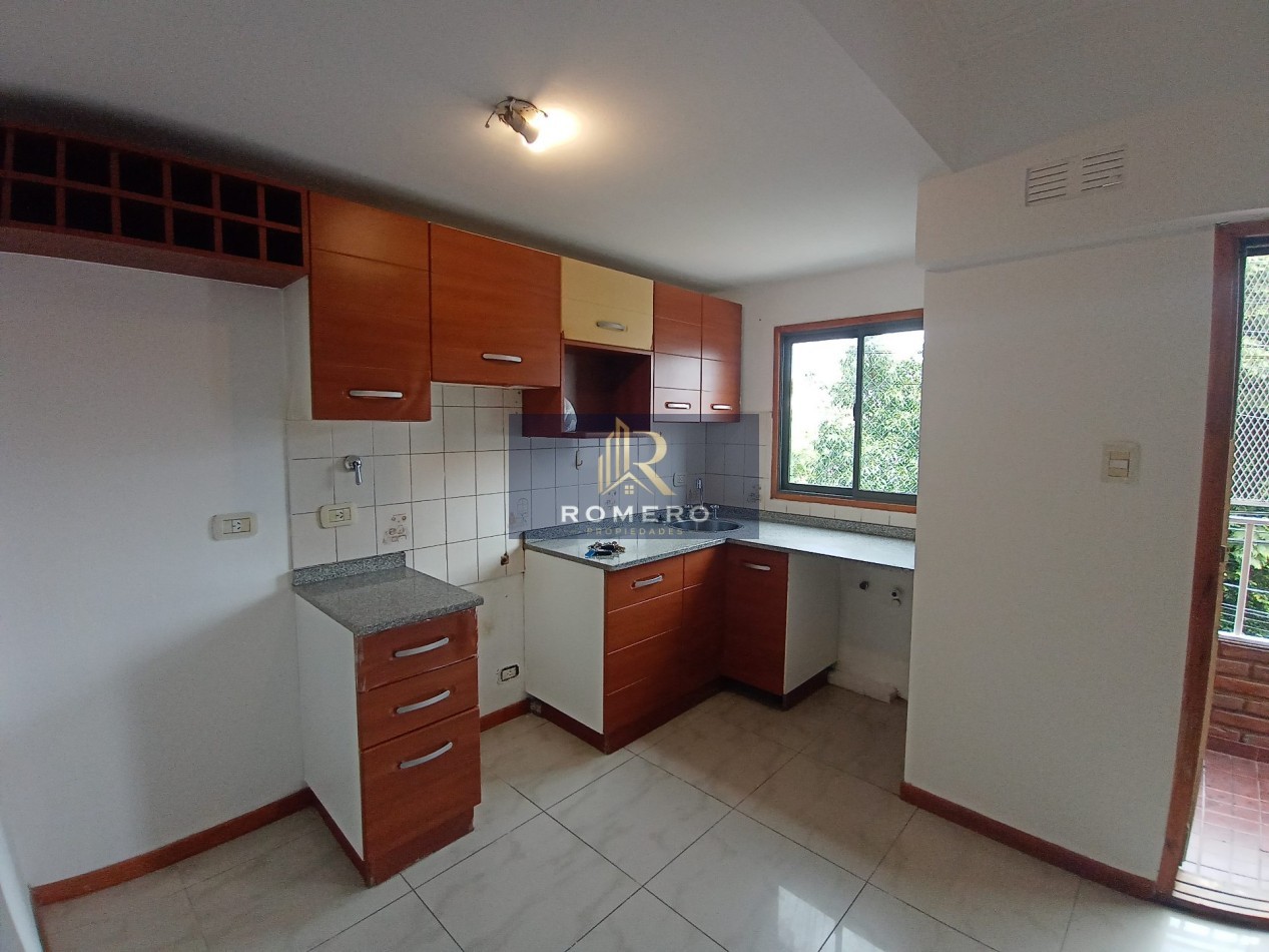 ALQUILER DEPARTAMENTO 3 AMBIENTES CON COCHERA CUBIERTA WILDE CENTRO