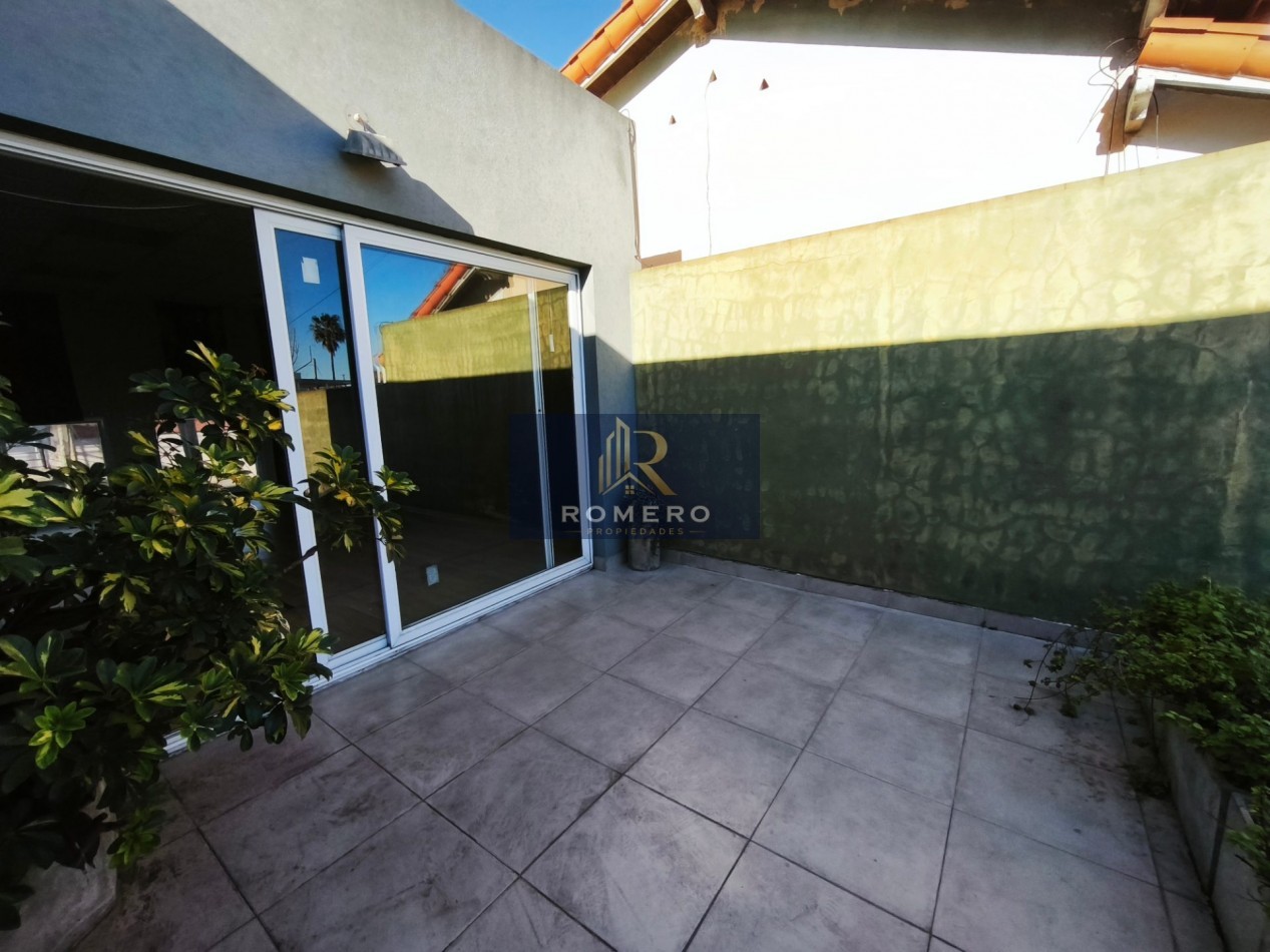 ALQUILER AMPLIO LOCAL COMERCIAL V. DOMINICO AVELLANEDA